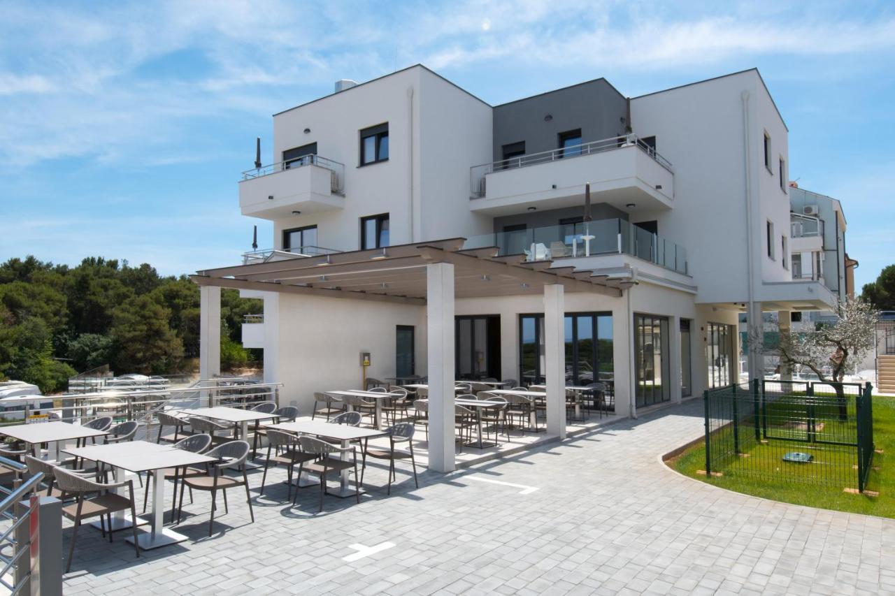 Aparthotel Punta Blu - Pool & Spa Premantura Exterior foto